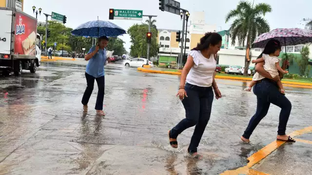 Una vaguada sobre la Península de Yucatán y el ingreso de humedad provocarán inestabilidad en el tiempo y probabilidad de lluvias