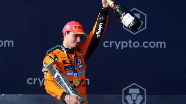 Oscar Piastri subió a lo más alto del podio en el GP de Miami.
