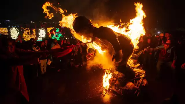 Lo que pasó en las calles tras marcha Ayotzinapa