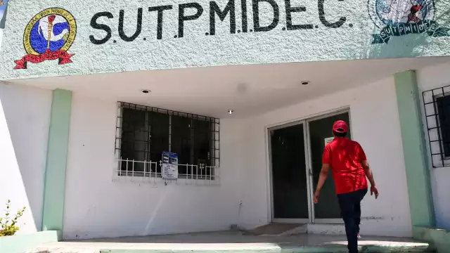 Sindicato denuncia cerrazón y adeudo millonario de la alcaldesa Biby Rabelo