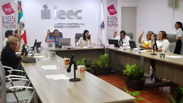 Morena y PAN cruzan acusaciones en sesión del IEEC por fallo electoral