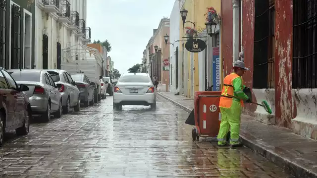 Seguirán las lluvias por Milton