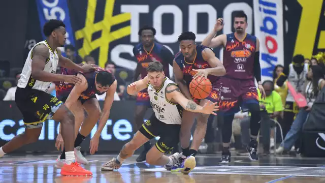 El Calor de Cancún logró derrotar a domicilio a Fuerza Regia.