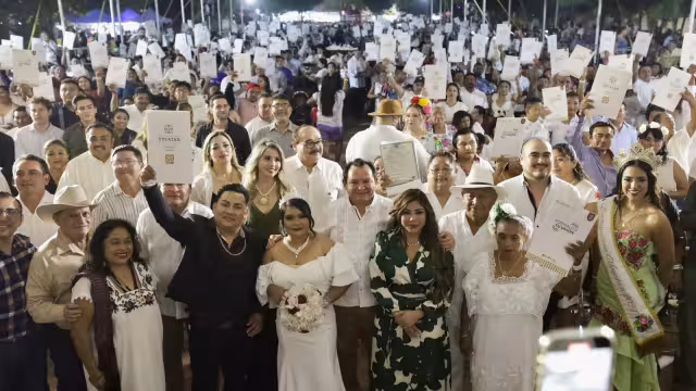 Celebran bodas colectivas con programa “Formaliza tu unión”