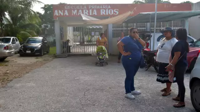 Escuelas de Mérida en conflicto: padres exigen destitución de directivos y mejoras