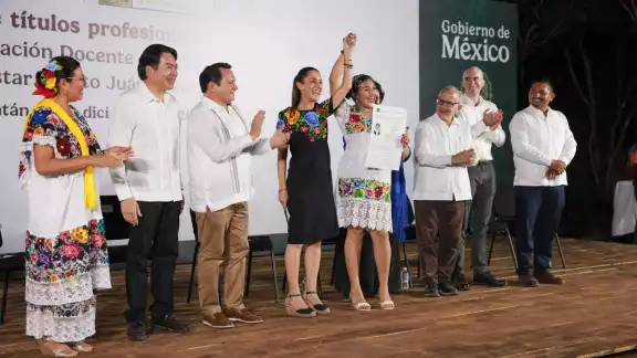 Los recién graduados podrán participar en el proceso para acceder a una plaza en el Sistema Educativo Nacional a través de la Usicamm. Los recién graduados podrán participar en el proceso para acceder a una plaza en el Sistema Educativo Nacional a través de la Usicamm.