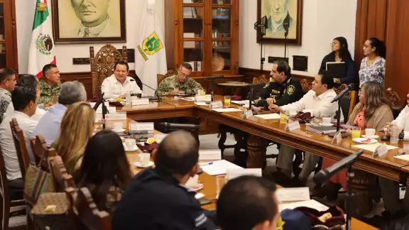 El gobernador de Yucatán, Joaquín Díaz Mena, encabezó la Mesa Estatal para la Construcción de la Paz