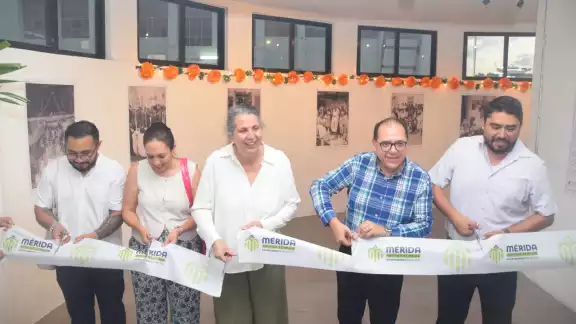 El Mercado Lucas de Gálvez inauguró su nueva Galería Cultural con la exposición “Retratos Eternos” El Mercado Lucas de Gálvez inauguró su nueva Galería Cultural con la exposición “Retratos Eternos”