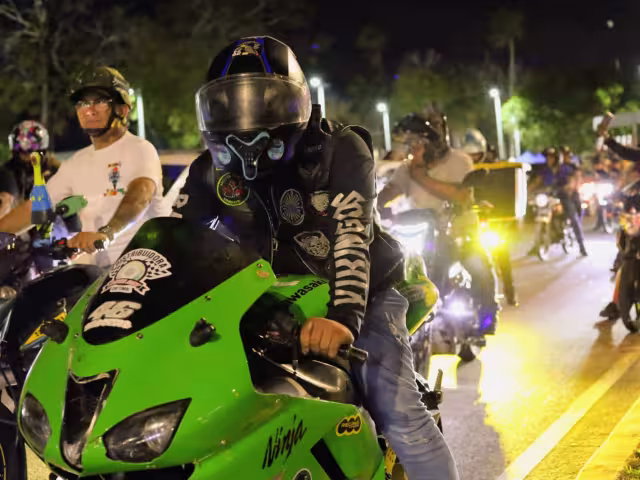 El Instituto de Movilidad del Estado de Quintana Roo prepara un reglamento que busca obligar a los operadores a mostrar sus placas y portar cascos