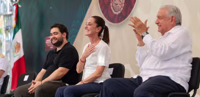 Claudia Sheinbaum y AMLO en Guaymas, Sonora