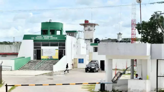 Una riña en el Cereso de San Francisco Kobén dejó más de 20 internos lesionados, 4 de ellos en estado grave