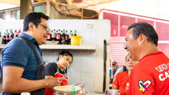 Lamentó que los partidos políticos hayan dado los contratos a empresarios campechanos