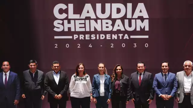 La presidenta electa Claudia Sheinbaum Pardo recibió proyectos prioritarios para Campeche en una reunión con el secretario de Gobierno, Armando Toledo Jamit.