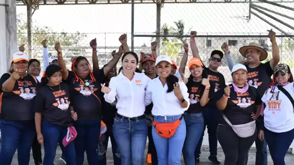 Acudió a evento proselitista en su calidad de Presidenta Municipal