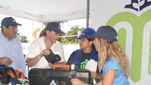 Inició su administración Cecilia Patrón Inició su administración Cecilia Patrón