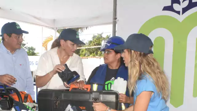 Inició su administración Cecilia Patrón