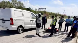 Motociclista termina hospitalizado tras fuerte choque cerca de Puerto Aventuras