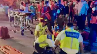 Una pareja resultó con lesiones graves al ser impactados por un automovilista en Playa del Carmen