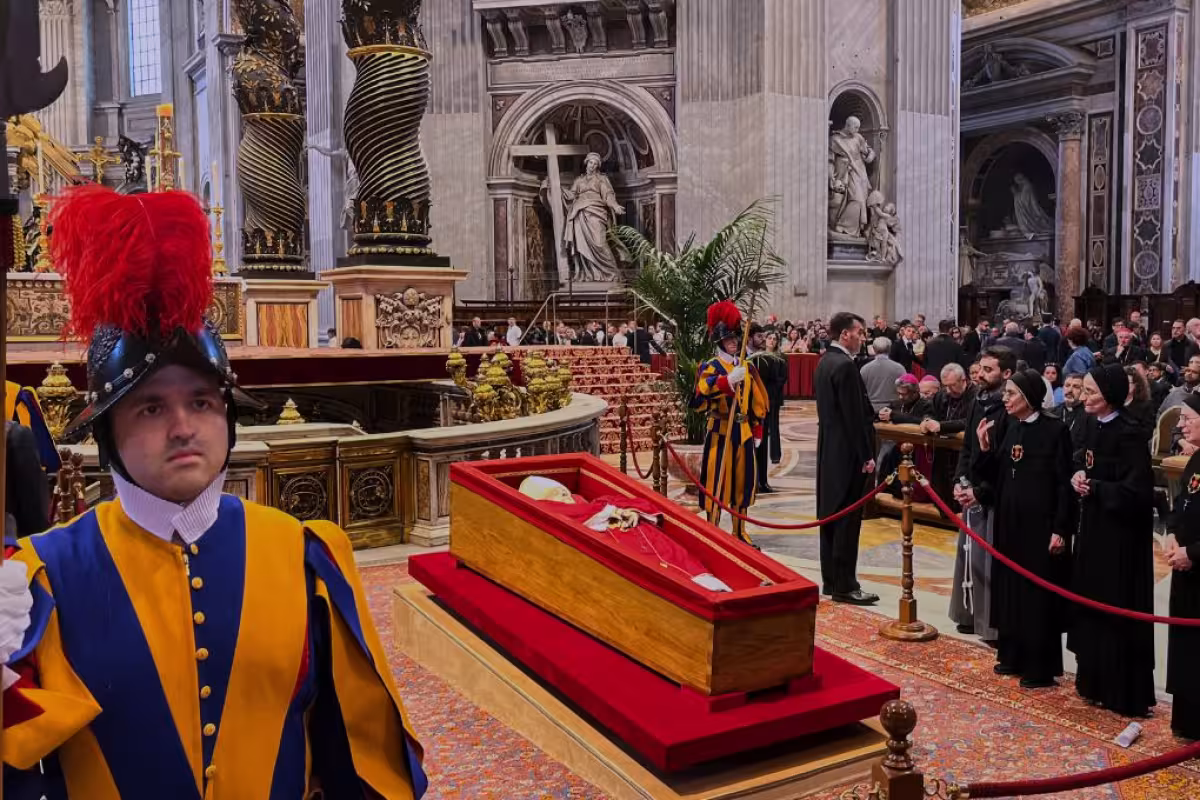 Sigue EN VIVO el funeral del Papa Francisco en el Vaticano: homenaje y ...