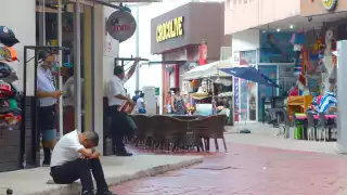 El precio humano del paraíso en el Caribe mexicano: Solo 35% de los trabajadores turísticos recibe atención psicológica