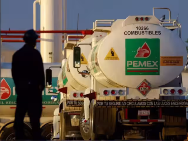 El ente fiscalizador ha emitido cinco recomendaciones y dos avisos de sanción por esta irregularidad que implica daños a proveedores y contratistas de la empresa