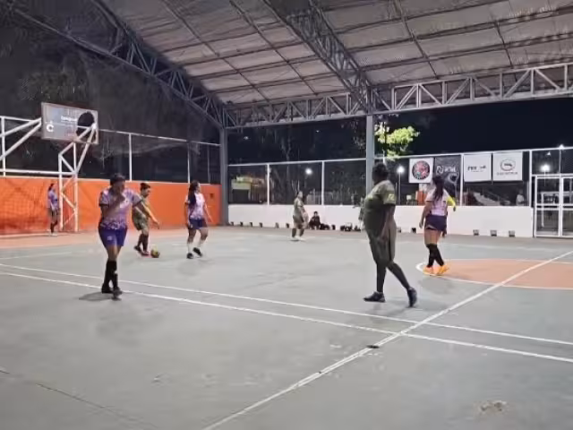 Bayer 10 goleó 3-0 a Atlético Minas en el arranque de la jornada nocturna femenil.