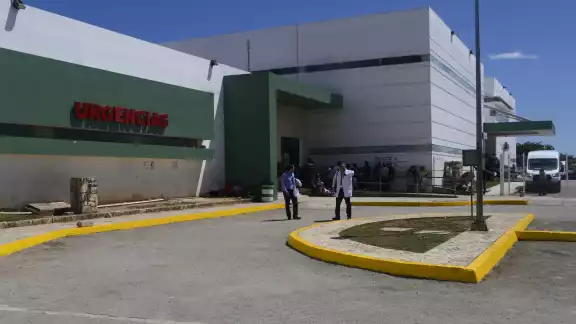 Yucatán lidera el número de pacientes en la Península, seguido por el estado y en tercer lugar está Campeche. Recomiendan acudir al doctor en caso de algún malestar Yucatán lidera el número de pacientes en la Península, seguido por el estado y en tercer lugar está Campeche. Recomiendan acudir al doctor en caso de algún malestar
