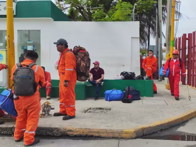 Pemex adeuda a proveedores locales; empresarios advierten crisis
