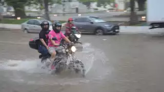 Pronostican lluvias fuertes, con posibles trombas marinas, para la Península de Yucatán