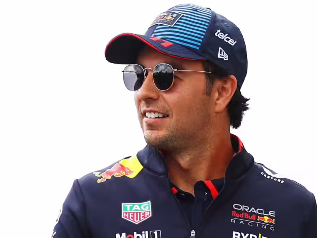 Checo Pérez estaría de vuelta para el próximo año