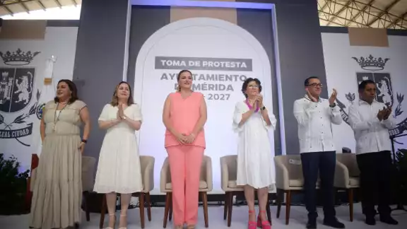 Cecilia Patrón se presenta como alcaldesa de Mérida Cecilia Patrón se presenta como alcaldesa de Mérida