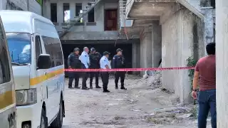 Rescatan a  un hombre atrapado en una fosa séptica en Felipe Carrillo Puerto