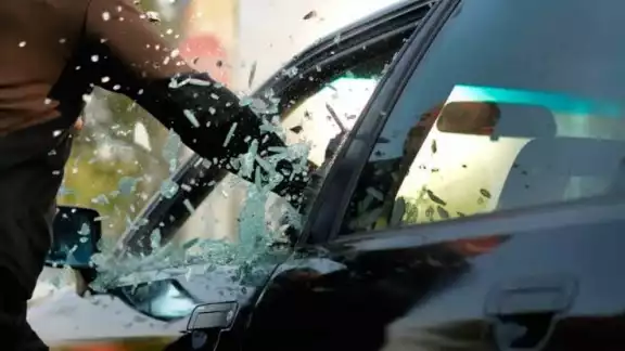 Reforma otorgará a arrendadoras de autos de cuatro a ocho años de prisión. Reforma otorgará a arrendadoras de autos de cuatro a ocho años de prisión.