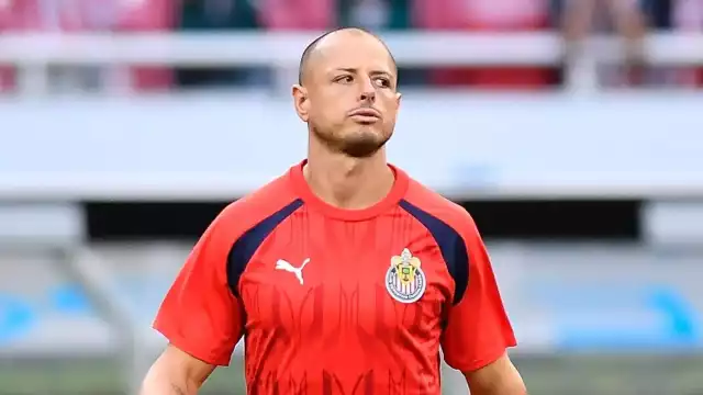 Chicharito Hernández responde a los abucheos de la afición de Las Chivas