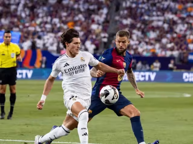 Goleada del Barcelona al Real Madrid en el Santiago Bernabéu