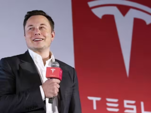 Elon Musk ofrecerá internet gratis con Starlink por incendio en Palisades.