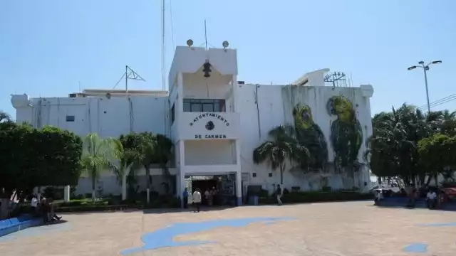 El consejero estatal del partido del Sol Azteca considera que la Gobernadora debe poner un mayor énfasis para mejorar la calidad de vida de los carmelitas.