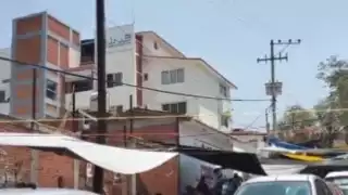 Maestros de la CNTE hacen bloqueos en el INE y otras dependencias en Oaxaca