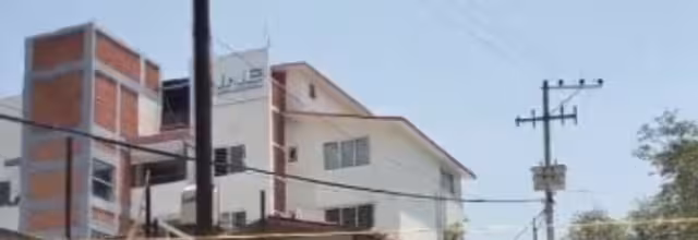 Maestros de la CNTE mantienen tomadas las instalaciones del INE en Oaxaca, poniendo en riesgo los comicios del 2 de junio en la entidad