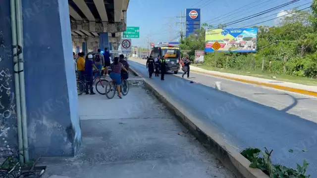 Paramédicos hallaron a la persona en estado de salud crítico.