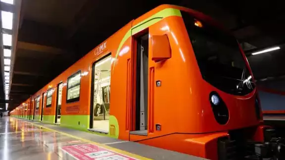 Debido a las lluvias registradas la mañana de este lunes, el Metro de la CDMX implementó la marcha de seguridad en 9 líneas Debido a las lluvias registradas la mañana de este lunes, el Metro de la CDMX implementó la marcha de seguridad en 9 líneas