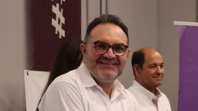 Desde hace unos días, estudiantes y personal educativo ha señalado al Rector por supuesto hostigamiento