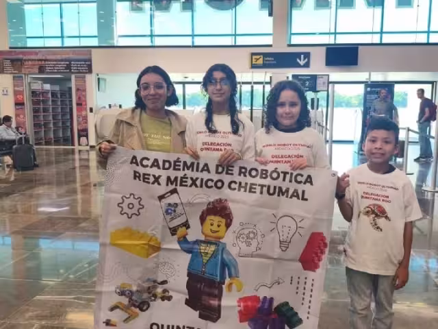 Jóvenes de Chetumal y Playa del Carmen representaron el talento quintanarroense