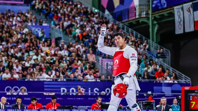 Sansores en el tartami de París