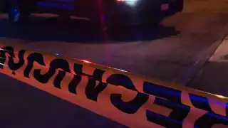 El cuerpo del hombre fue hallado colgado en unos barrotes de un juego infantil