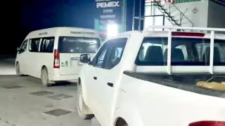 Las supuestas víctimas iban en una Van, cuando fueron interceptados por una patrulla, para después ser robados y amenazados.