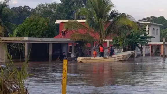Se suspenden clases y actividades escolares en Veracruz por lluvias Se suspenden clases y actividades escolares en Veracruz por lluvias