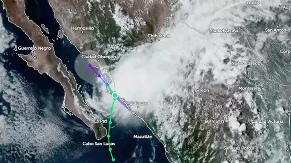 Ileana tocó tierra en Sinaloa, lluvias continuarán en las próximas horas Ileana tocó tierra en Sinaloa, lluvias continuarán en las próximas horas