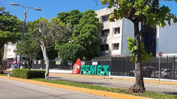 PEMEX adeuda más de 340 mil millones de pesos a sus proveedores,