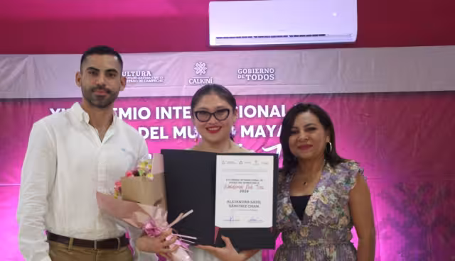 Alejandra Sasil Sánchez Chan ganó el XVII Premio Internacional de Poesía del Mundo Maya “Waldemar Noh Tzec, 2024”.